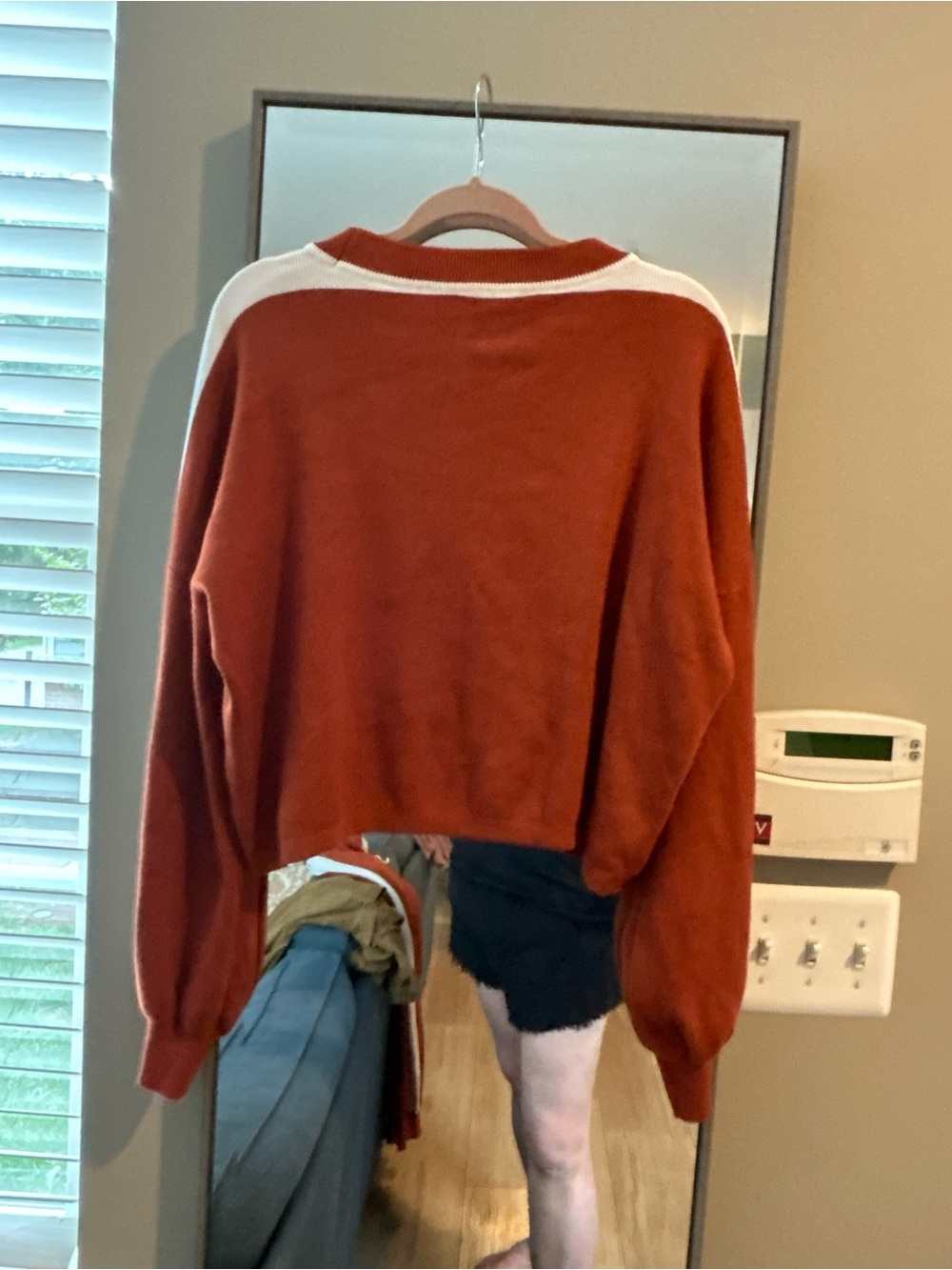 Rust Contrast-Trim Women's Sweater - Unbranded Size Medium